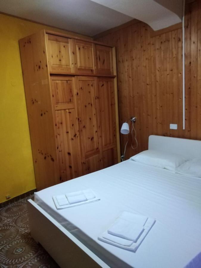 Appartamento Fiordaliso Montale  Exteriör bild