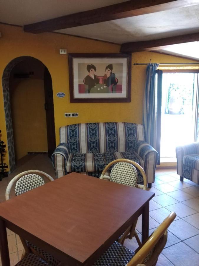 Appartamento Fiordaliso Montale  Exteriör bild